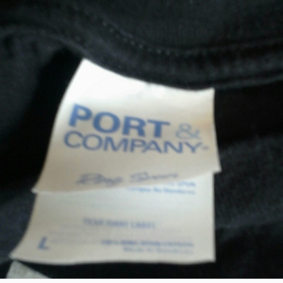 🐮 🐄 Mommy Shark Short Sleeve T-Shirt - Picture 4 of 4